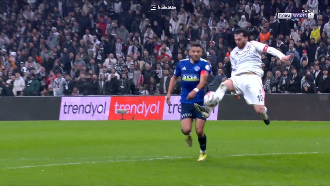 Orkun K&ouml;k&ccedil;&uuml; ve Hyeon-gyu Oh tan resital! S&uuml;per Lig i domine ediyorlar 2