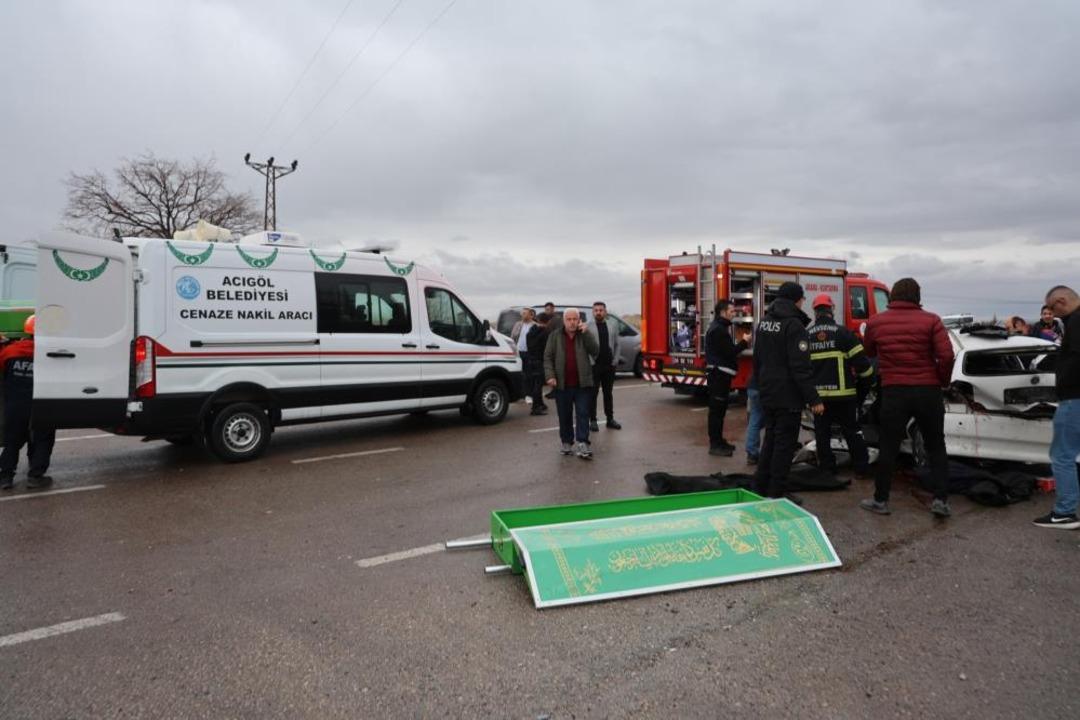 Nevşehir&rsquo;de zincirleme trafik kazası: 2 &ouml;l&uuml;, 7 yaralı 3