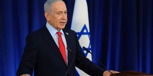 İran, Netanyahu'nun konuşması sırasında İsrail'e f&uuml;zelerle saldırdı