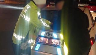 Alkolmetreye &uuml;flemedi 150 bin TL ceza yedi