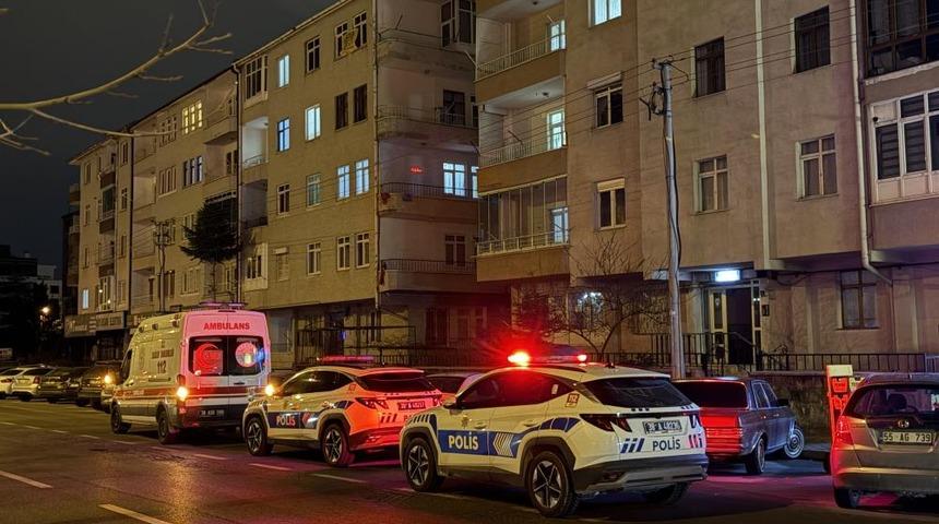 Mezarlık ziyareti d&ouml;n&uuml;ş&uuml; eşini evde &ouml;l&uuml; buldu