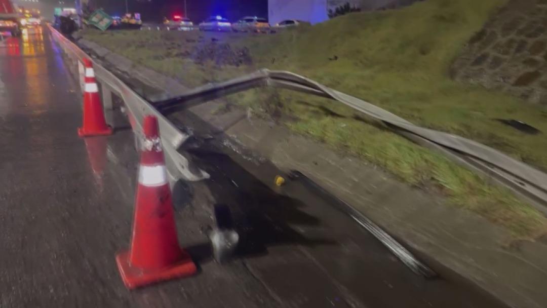 Kuzey Marmara Otoyolu nda minib&uuml;s takla attı: 1 &ouml;l&uuml;, 1 yaralı 2