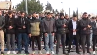 Mescid-i Aksa'da bayram namazına İsrail engeli