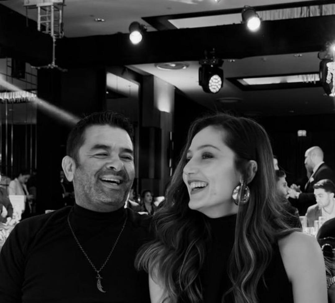 Bülent Şakrak ın genç sevgilisi aşka geldi! Duygu Arabacıoğlu ndan yıl dönümü kutlaması 3