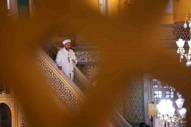 Ramazan Bayramı namazında camiler doldu taştı 9