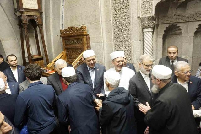 SP Genel Başkanı Mahmut Arıkan, Kayserili vatandaşlarla bayramlaştı 1