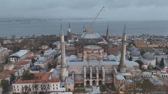 TBMM) Başkanı Kurtulmuş, bayram namazını Ayasofya Camii nde kıldı 1