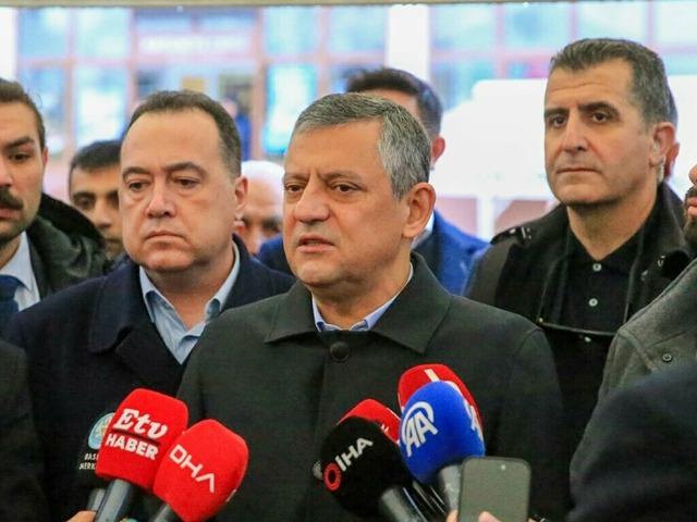 &Ouml;zel'den dikkat &ccedil;eken İran mesajı: "T&uuml;rkiye i&ccedil;in de tehdit olur"