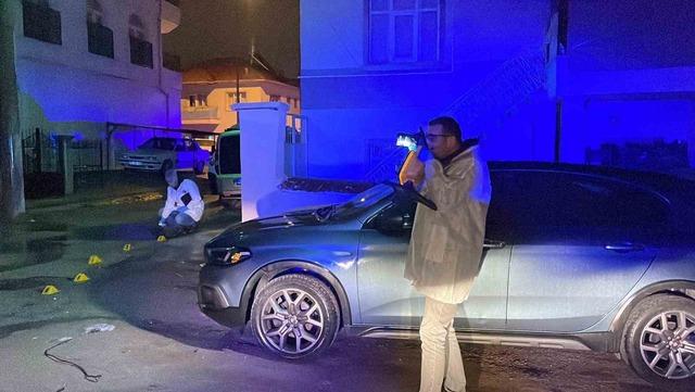 Karaman&rsquo;da t&uuml;fekle rastgele ateş a&ccedil;ıldı: Ara&ccedil; ve ev zarar g&ouml;rd&uuml; 1