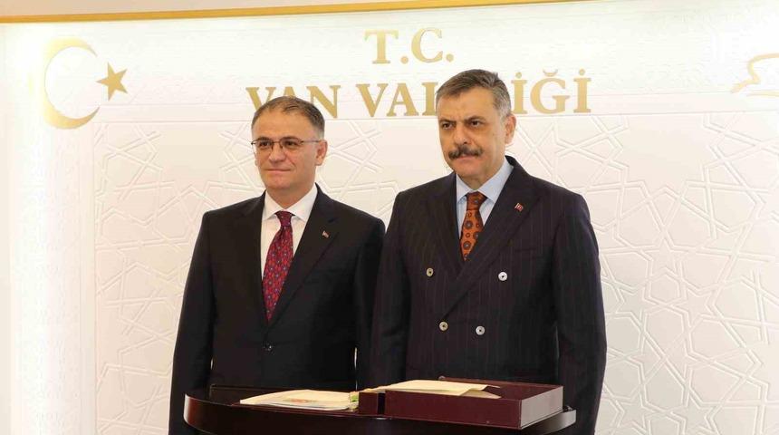 Bakan &Ccedil;ift&ccedil;i Van&rsquo;da