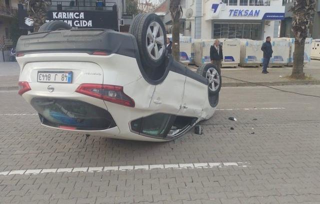 Marmaris’te otomobil takla attı: 2 kişi hafif yaralandı 2