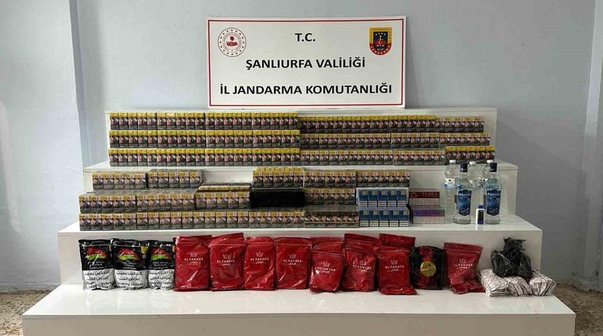 Şanlıurfa&rsquo;da ka&ccedil;ak t&uuml;t&uuml;n ve alkol operasyonu