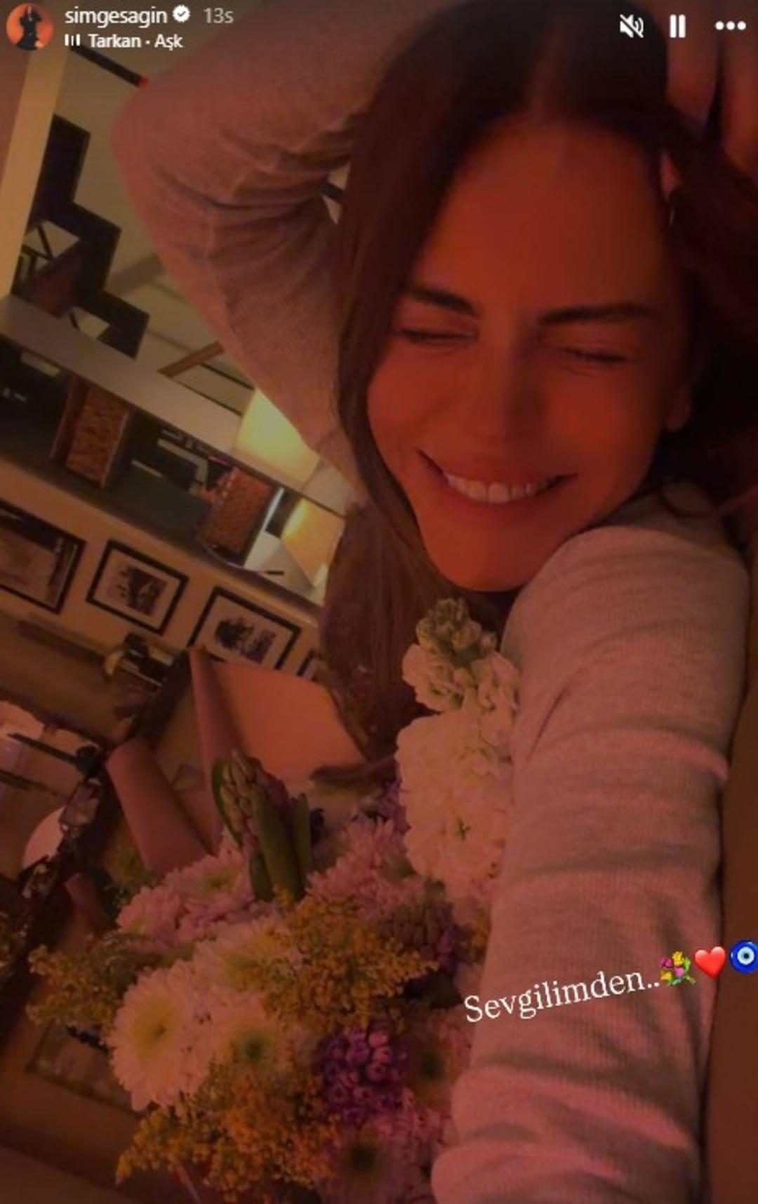 Simge Sağın aradığı aşkı sonunda buldu! B&ouml;yle duyurdu 1