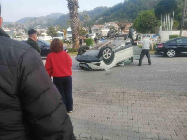 Marmaris te alkoll&uuml; s&uuml;r&uuml;c&uuml; kaza yaptı 1