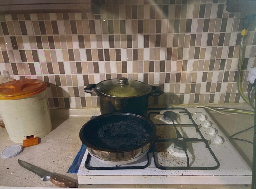 Ocakta unuttuğu yemek yandı: Dumandan etkilenip öldü! 1