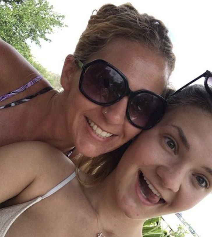 Tacizi önlemek için 'seksi giyinmeyin' uyarısı G3