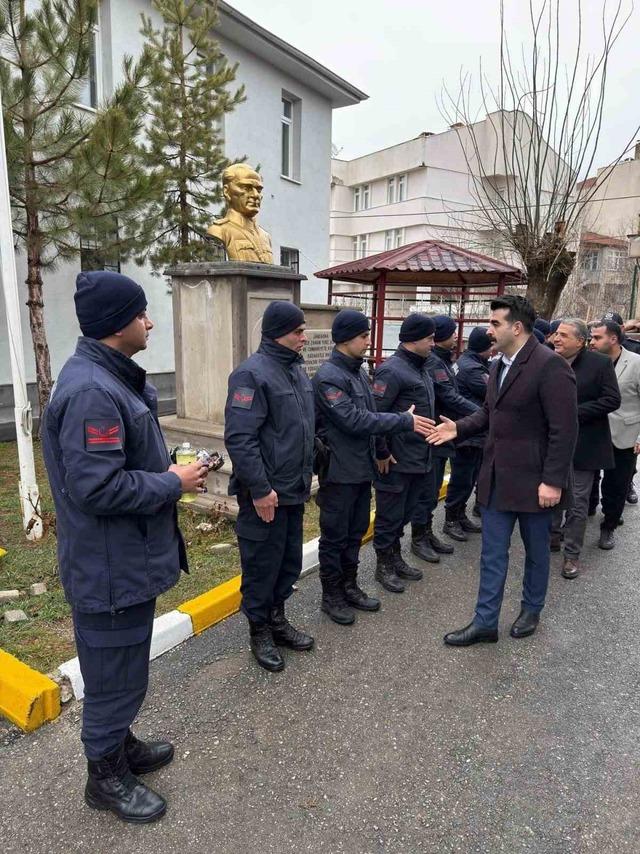 Tomarza’da güvenlik güçleriyle bayramlaşma ziyareti 2