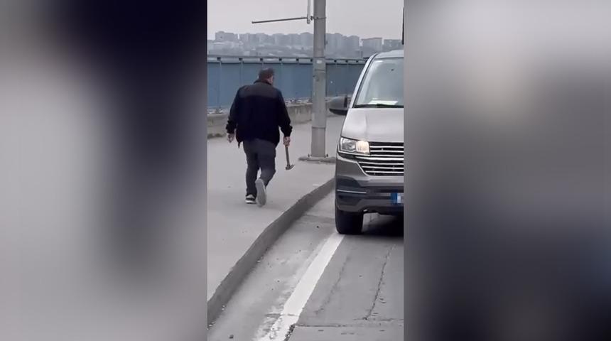 İstanbul'da keserli trafik kavgası! Faturası ağır oldu
