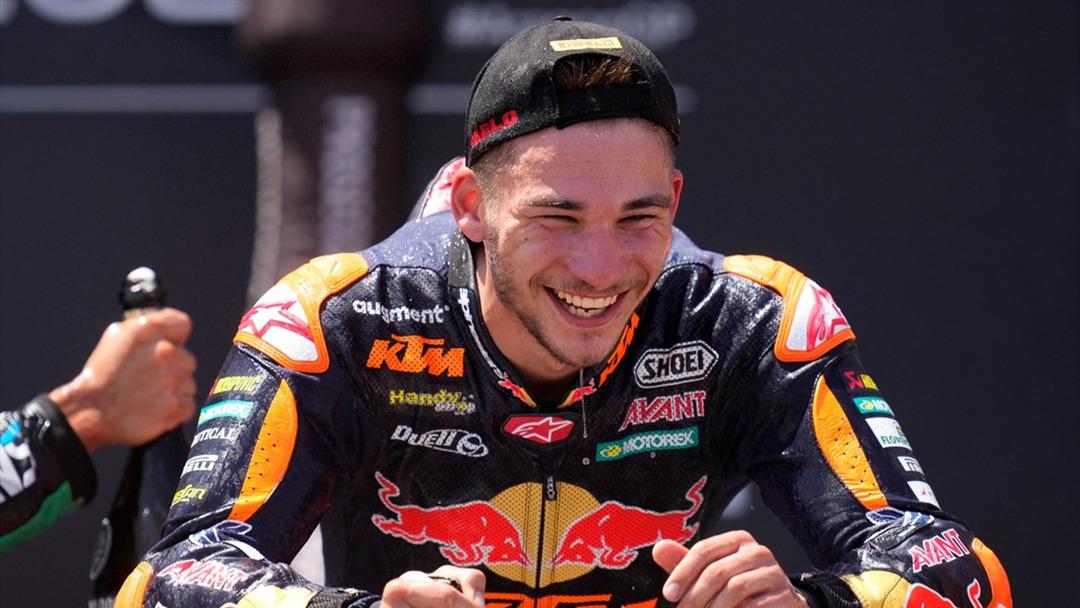 T&uuml;rk pilotlar Brezilya da fırtına estiriyor: Deniz &Ouml;nc&uuml; ve Toprak Razgatlıoğlu ndan umut veren başlangı&ccedil;lar 1