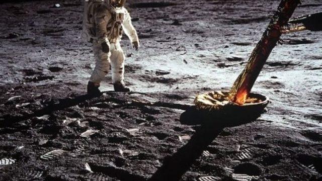 Ay'a giden astronot yalan testinden geçti 