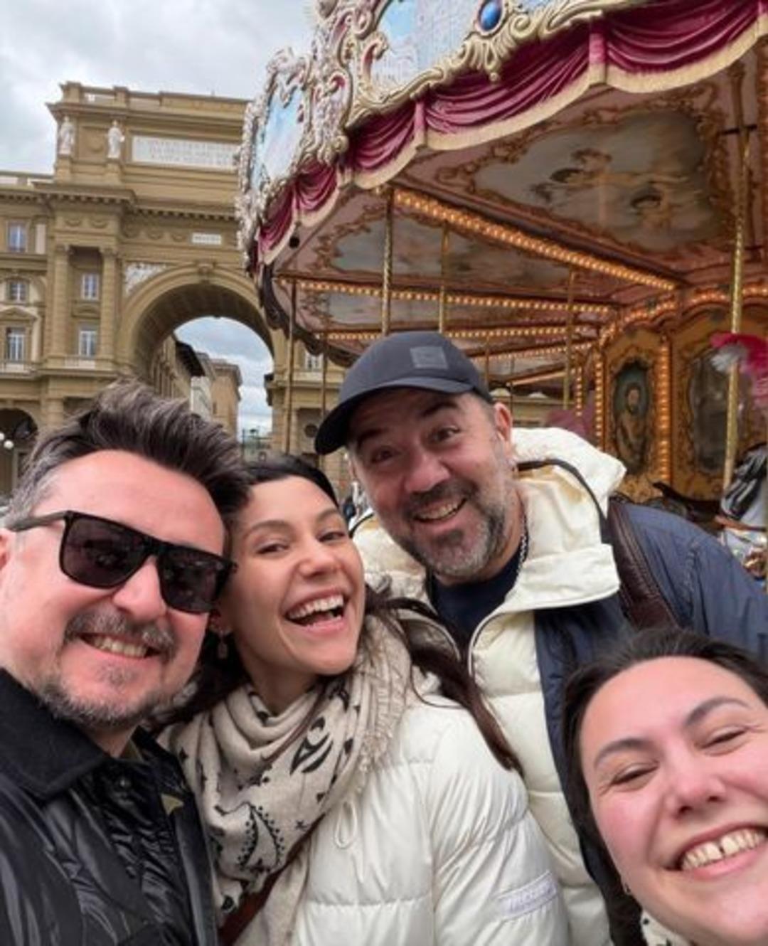 Ata Demirer aşk tatilinde! Gen&ccedil; sevgilisiyle Venedik ka&ccedil;amağı 3