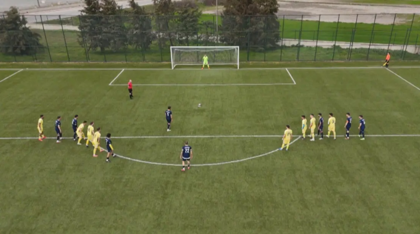 D&uuml;nya tarihinde ilk! Bu penaltı i&ccedil;in 226 km yol geldiler