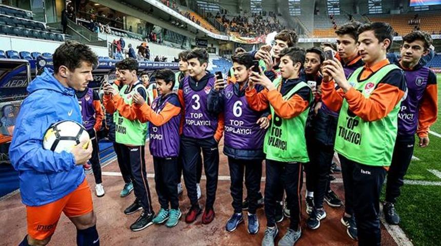 Emre Bel&ouml;zoğlu: 'Arda Turan intikam almak istiyorsa başarı yeterli'