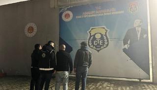 Kars&rsquo;ta d&uuml;zensiz g&ouml;&ccedil;men operasyonu