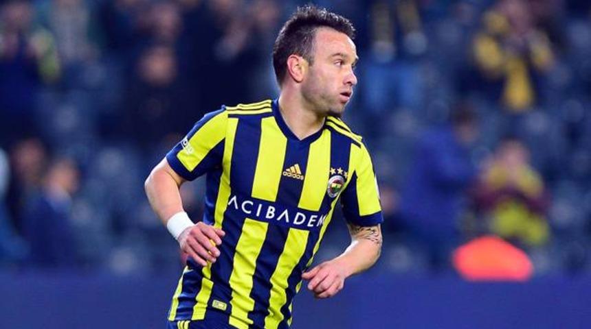 Valbuena'yı Aykut Kocaman tutuyor!