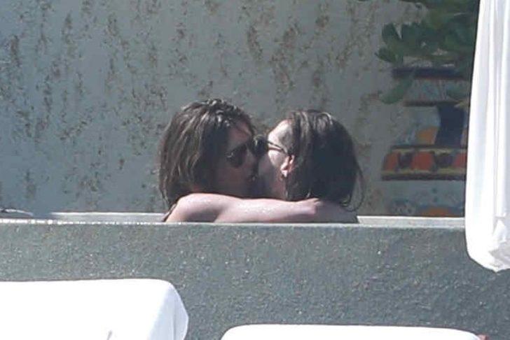 Heidi Klum üstsüz yakalandı! Sıcak saatler G1