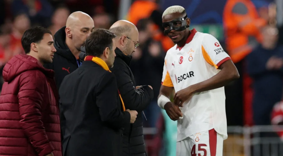 Kendi ağzıyla duyurdu! Osimhen 'Ameliyat olmam lazım' dedi ve d&ouml;n&uuml;ş s&uuml;resini a&ccedil;ıkladı