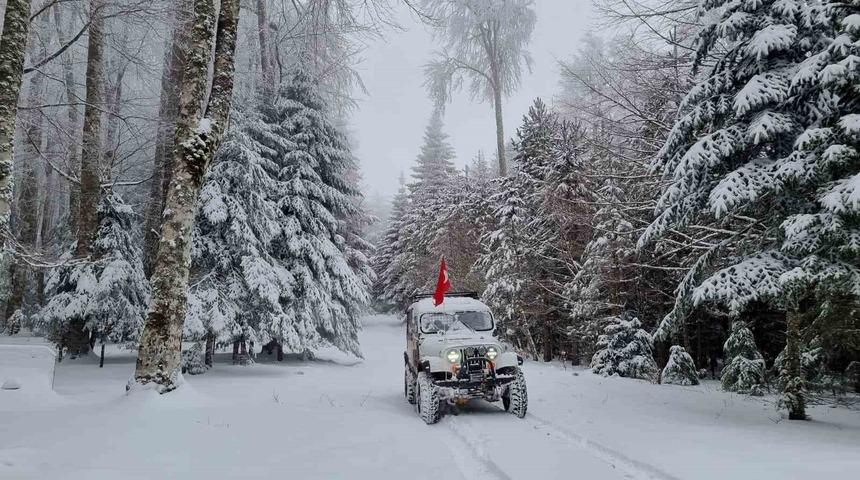 Kazdağları beyaz &ouml;rt&uuml;s&uuml;ne b&uuml;r&uuml;nd&uuml;