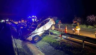 Korkun&ccedil; kaza! 2 &ouml;l&uuml; 4 yaralı