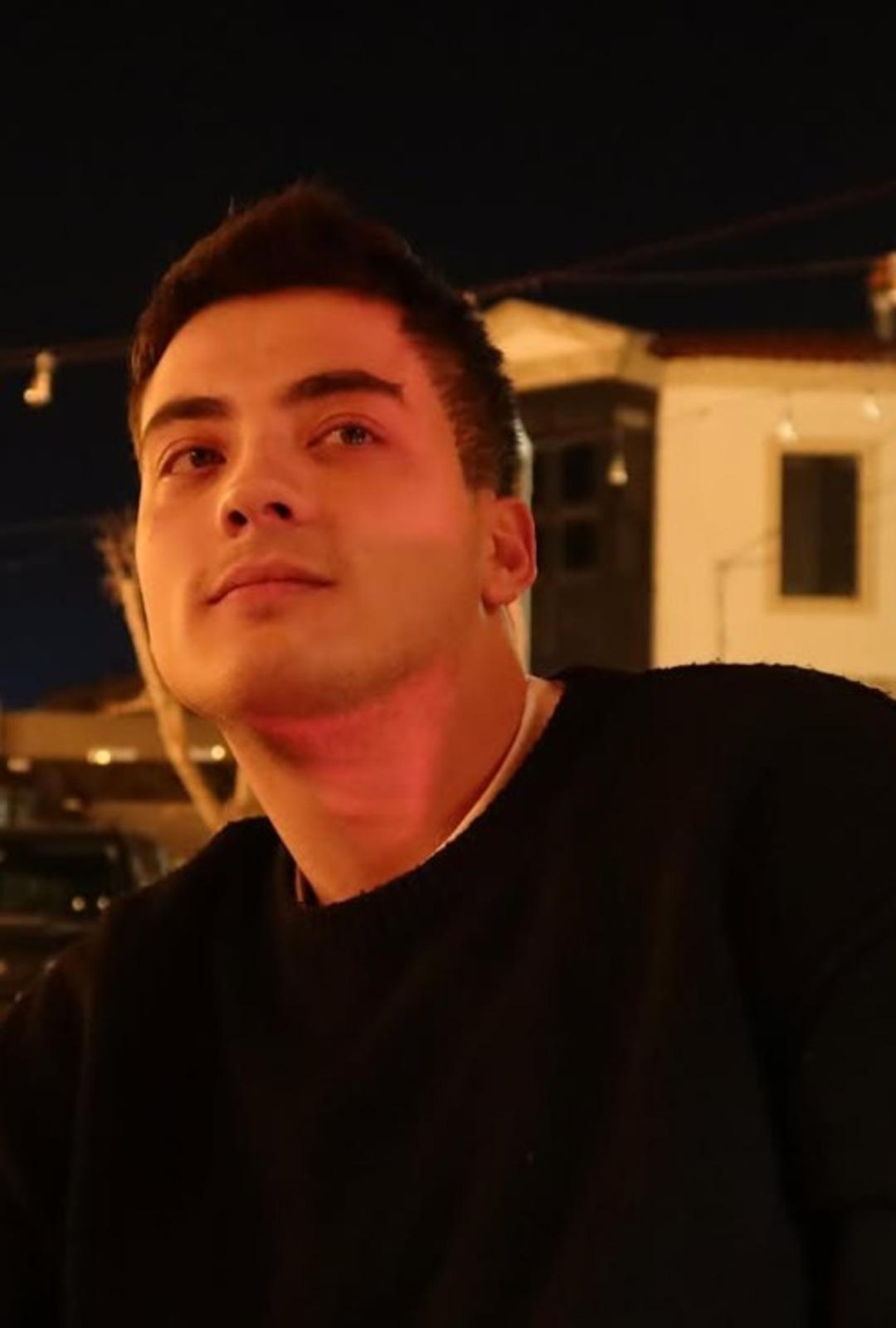 Uzak Şehir in Zerrin i Dilin D&ouml;ğer den Atakan &Ouml;zkaya ya ilan-ı aşk! Sevgilisini paylaştı 2