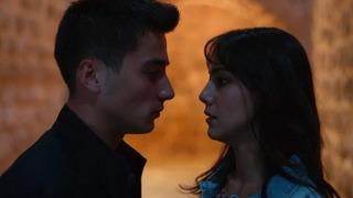 Uzak Şehir'in Zerrin'i Dilin Döğer aşka geldi! Sevgilisi Atakan Özkaya'yı paylaştı