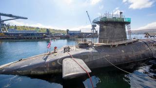 İngiltere’de nükleer denizaltıların bulunduğu üsse girmeye çalışan 2 kişiye gözaltı