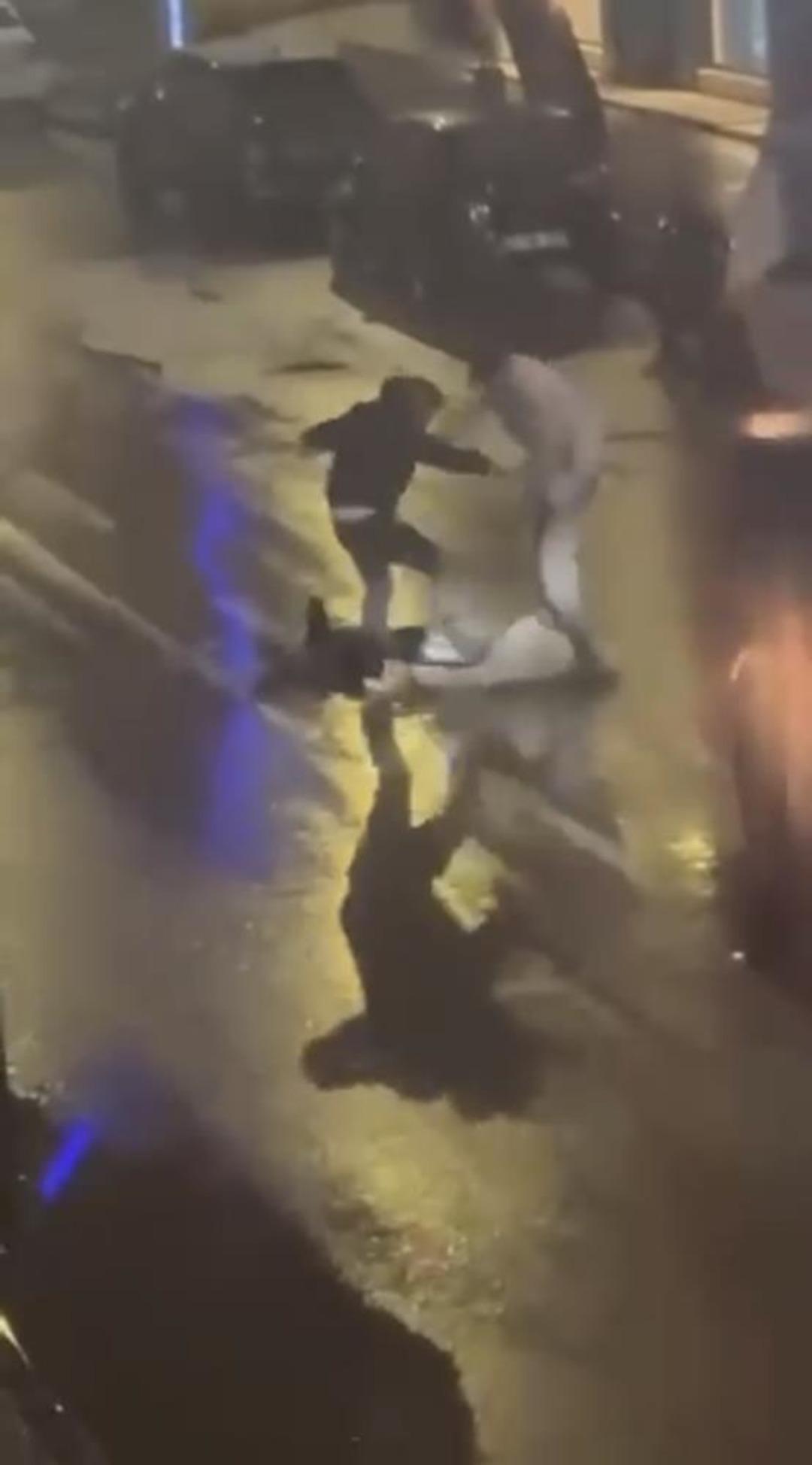 Tekme ve yumruklu darp olayıyla ilgili 2 g&ouml;zaltı 2