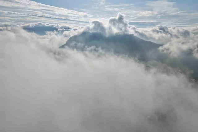 Bulutlar Kozan Kalesi&rsquo;nde dans etti, ortaya masalsı g&ouml;r&uuml;nt&uuml;ler &ccedil;ıktı 4