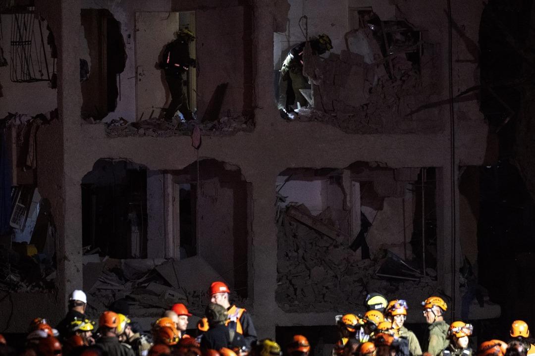 İsrail de kaos! İran cehennemi yaşattı: İşte büyük yıkımın görüntüleri! 4