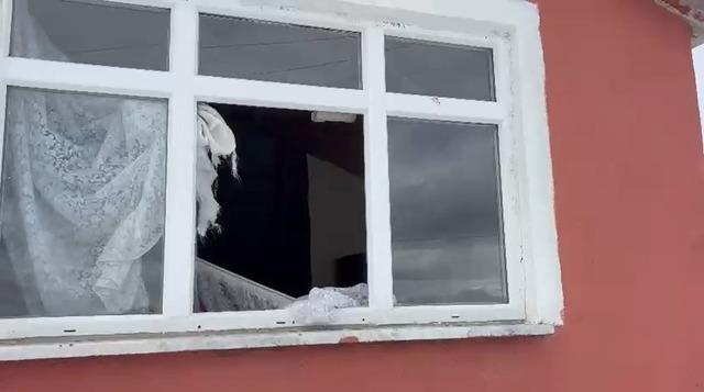 G&uuml;m&uuml;şhane&rsquo;de akılalmaz olay: Ayılar bu kez kapıdan değil pencereden girdi 3