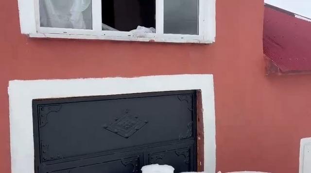 G&uuml;m&uuml;şhane&rsquo;de akılalmaz olay: Ayılar bu kez kapıdan değil pencereden girdi 2