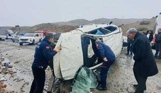 Bing&ouml;l&rsquo;de trafik kazası! Yaralılar var