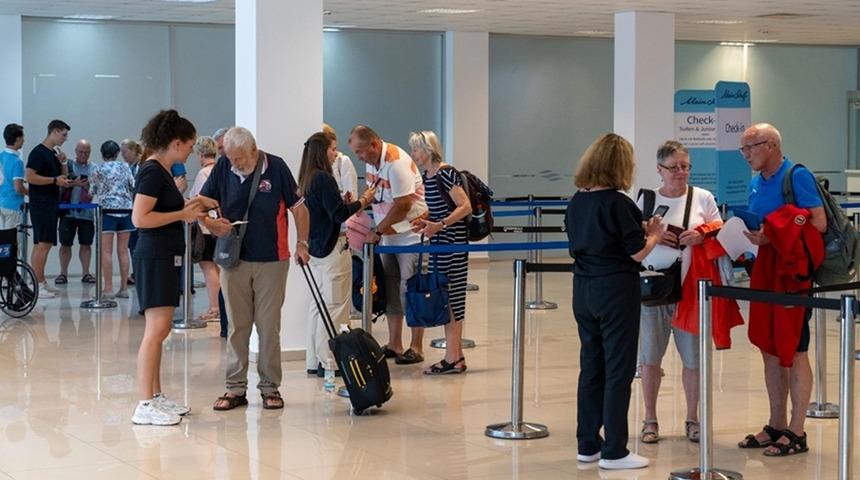 Orta Doğu'daki gerilime rağmen planlarından vazge&ccedil;miyorlar: En pop&uuml;ler destinasyon T&uuml;rkiye