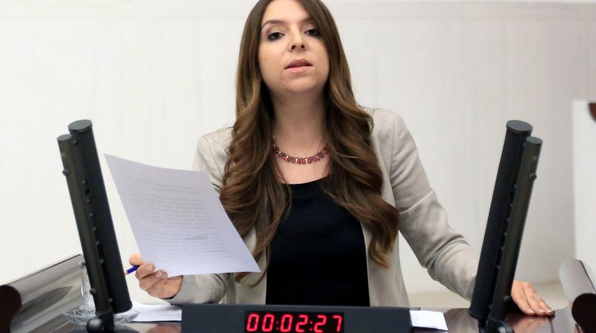 HDP'li Burcu Özkan'a 7 yıl hapis cezası