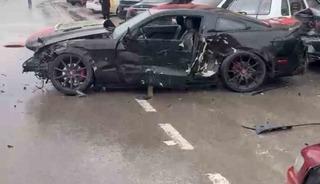 Elazığ&rsquo;da otomobil park halindeki 4 araca &ccedil;arptı