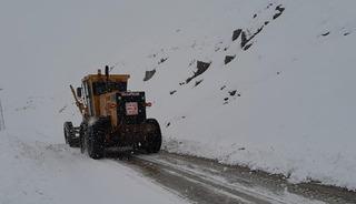 Y&uuml;ksekova&rsquo;ya kış geri geldi