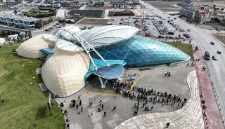 Sel&ccedil;uklu&rsquo;nun sembol mekanları bayram tatilinde ziyaret&ccedil;i akınına uğradı