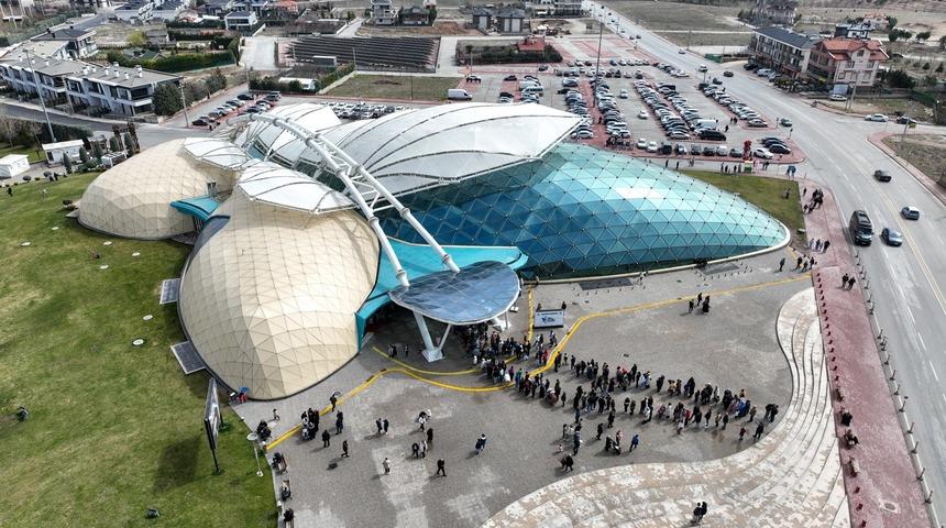 Sel&ccedil;uklu&rsquo;nun sembol mekanları bayram tatilinde ziyaret&ccedil;i akınına uğradı