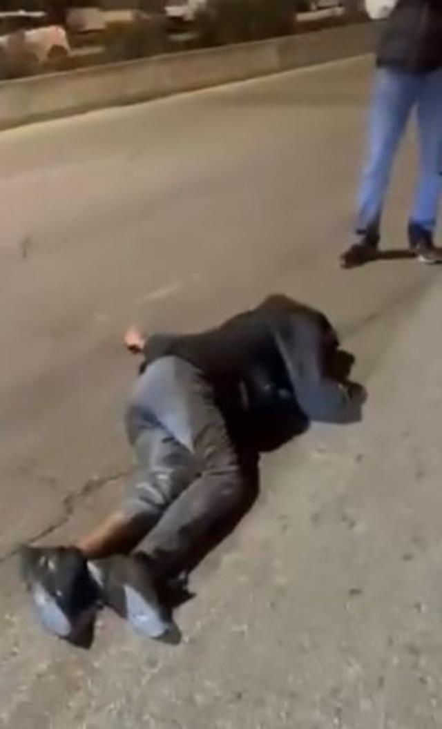 Motosikletiyle seyir halindeyken silahlı saldırıya uğrayan gen&ccedil; hayatını kaybetti 4