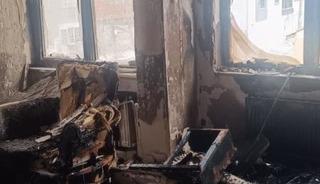 Yangında dumandan etkilenen 3 kişi hastaneye kaldırıldı